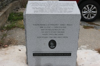 Monument dedicated to Honey Moody
